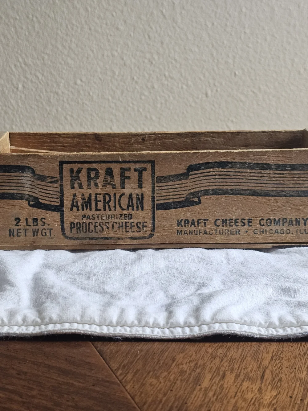 Vintage Kraft American Cheese Wood Crate Box 2LB Split